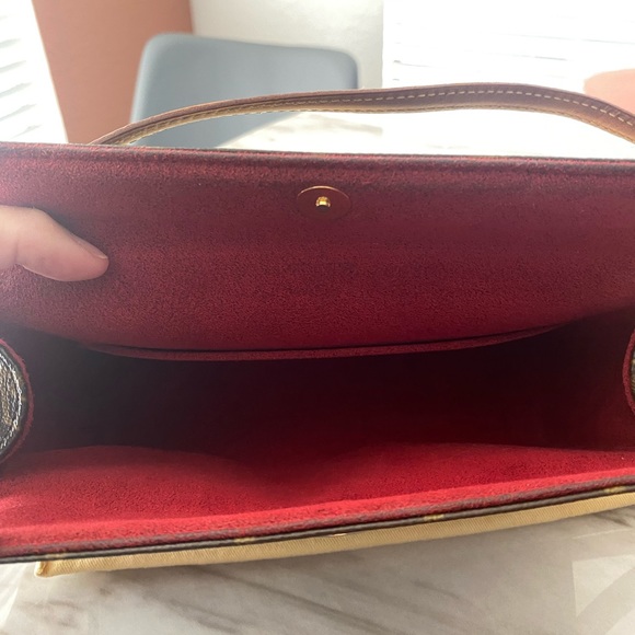 Louis Vuitton Monogram Recital - Picture 2 of 5